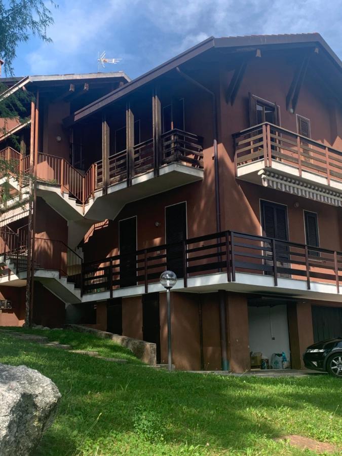 Green Apartment Albavilla Exterior foto